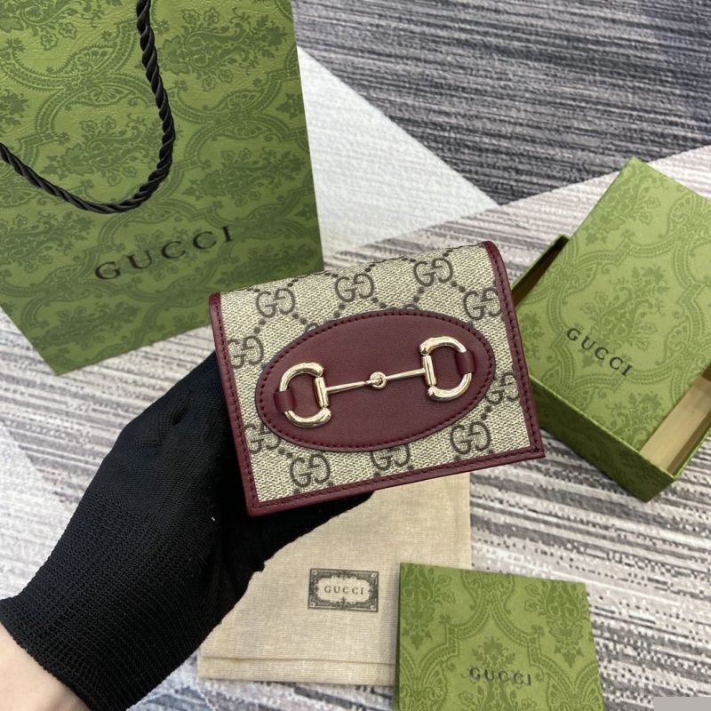 G*u*i wallets & purse